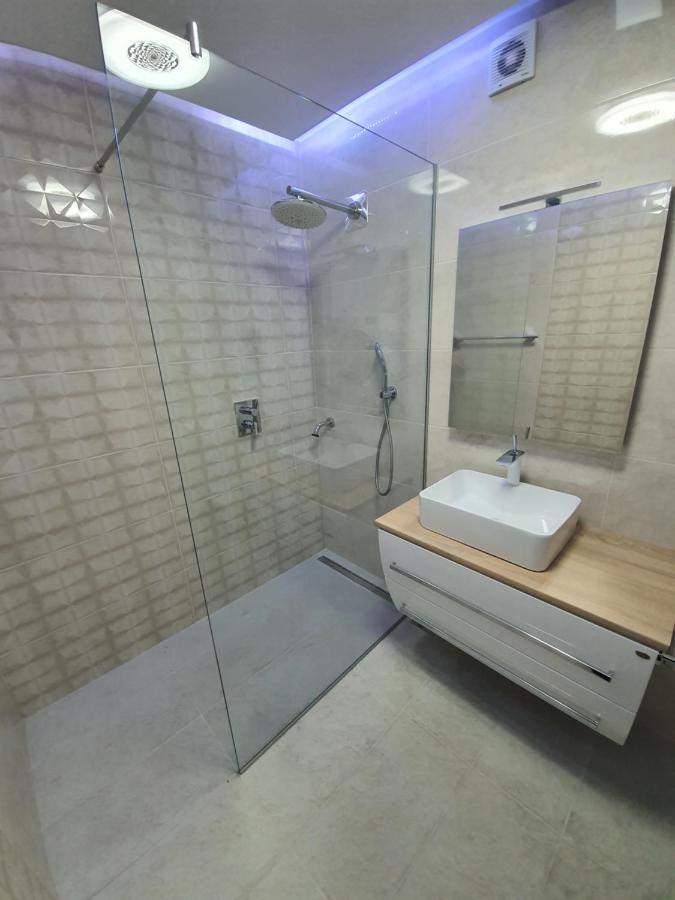 Ha'alulu Apartment